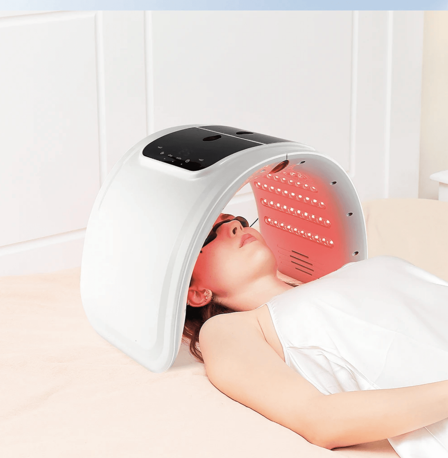 LED Face Light Therapy Mask with Spray Hydration – 7 Color Modes